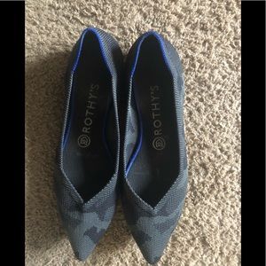 Rothy’s Dark Camo Points